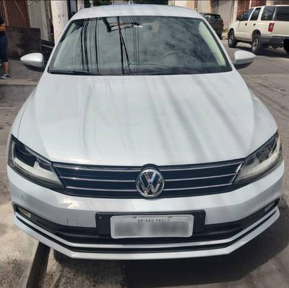 VOLKSWAGEN JETTA 1.4 16V TSI COMFORTLINE GASOLINA 4P TIPTRONIC VOLKSWAGEN JETTA 1.4 16V TSI COMFORTLINE GASOLINA 4P TIPTRONIC
